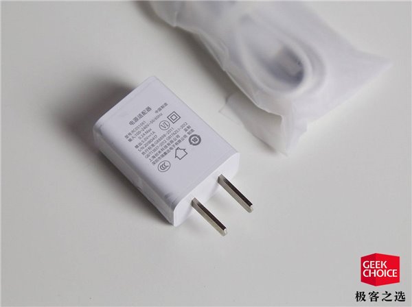 米家智能摄像机云台版图赏：依旧199元，却有诸多新功能