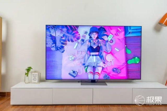 摄影师亲鉴!画质无死角、还能游戏带娃,一屏搞定全家“娱乐”