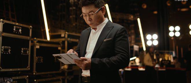 早报|小米澎湃 OS 3 今日发布/美团:外卖大战导致利润率暴跌/华为新款三折叠官宣定档