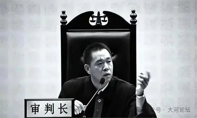 「不是你撞的，干嘛去扶」的法官：17年后，各方煎熬的人生