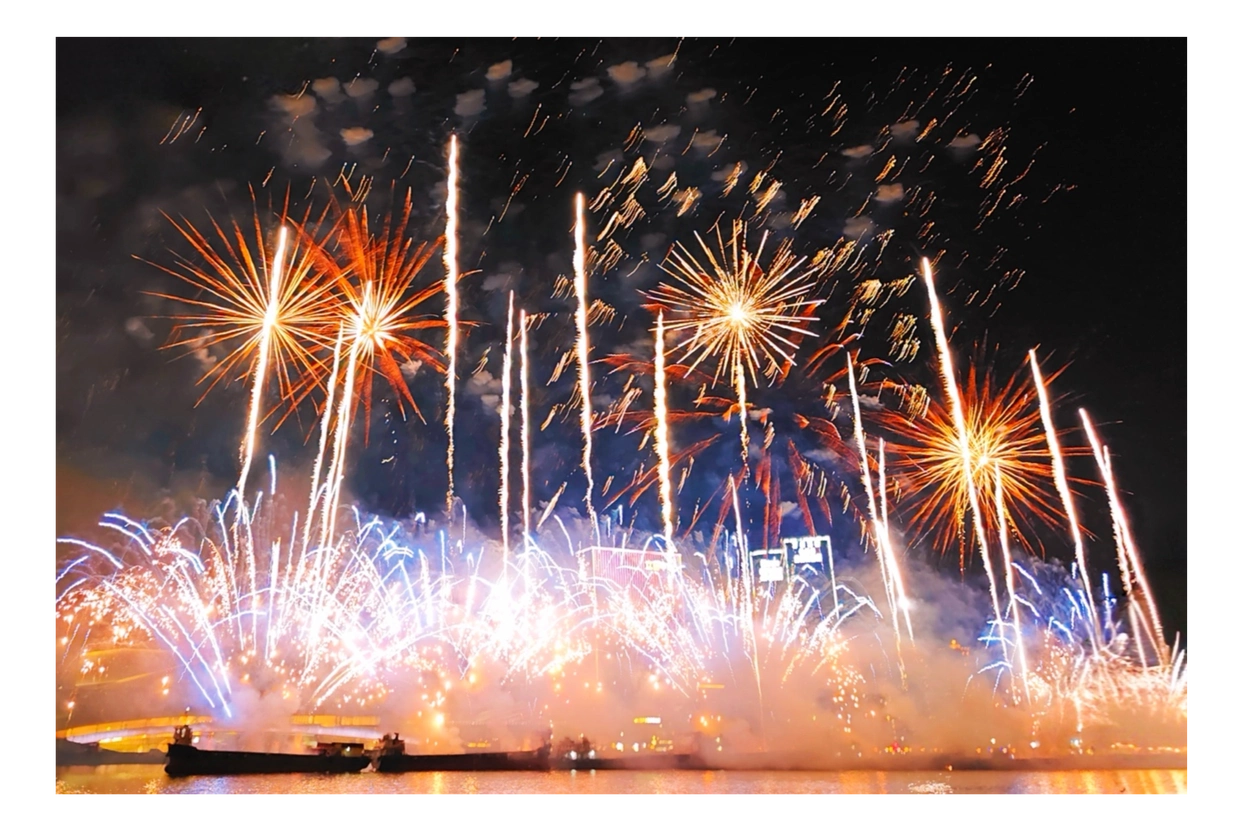 超13万发烟花闪耀羊城！阔别12载，广州春节烟花汇演回归