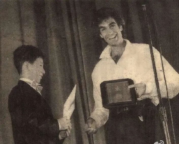 上春晚一夜成名的6位明星现状，住豪宅，年入千万，回老家当网红