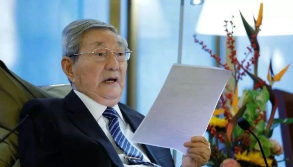 他是建国以来潜逃级别最高的贪官:至今还未落网,逃跑方式成了谜