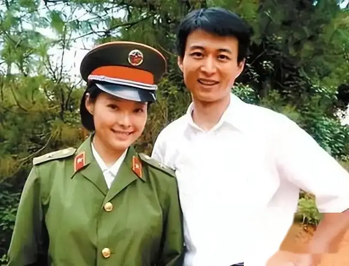 徐威:与袁立同居12年,但凡她接受1次求婚,我不会转身娶张怡宁