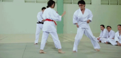 《新逃学威龙》遭翻拍!周星驰三大黄金配角重逢,能超越星爷吗