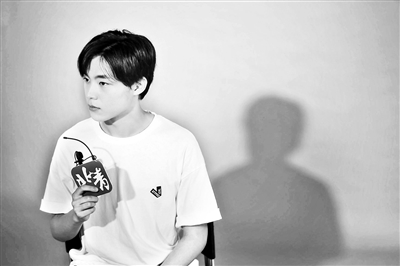 零零后功夫小子 演绎零零后革命家