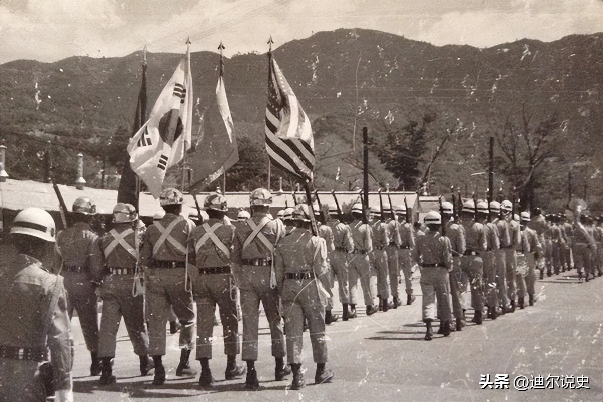 一名参加过朝鲜战争的无名美军老兵,去世后只留下一些个人照片