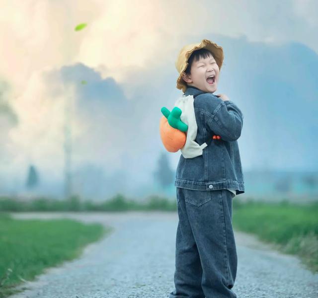 1岁宝宝启蒙黄金期。10个在家玩的认知游戏,娃越玩越聪明