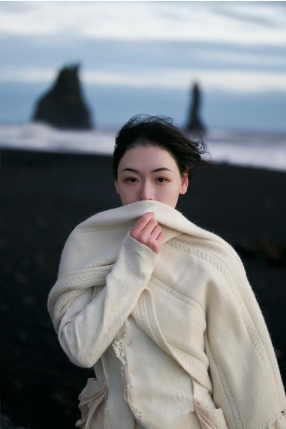 70-200mm F2.8 DG DN OS即将发售！风景入镜里，人在画中游