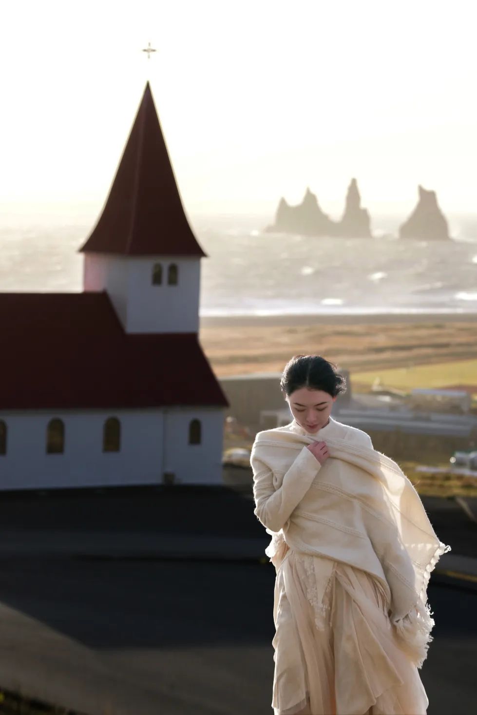 70-200mm F2.8 DG DN OS即将发售！风景入镜里，人在画中游