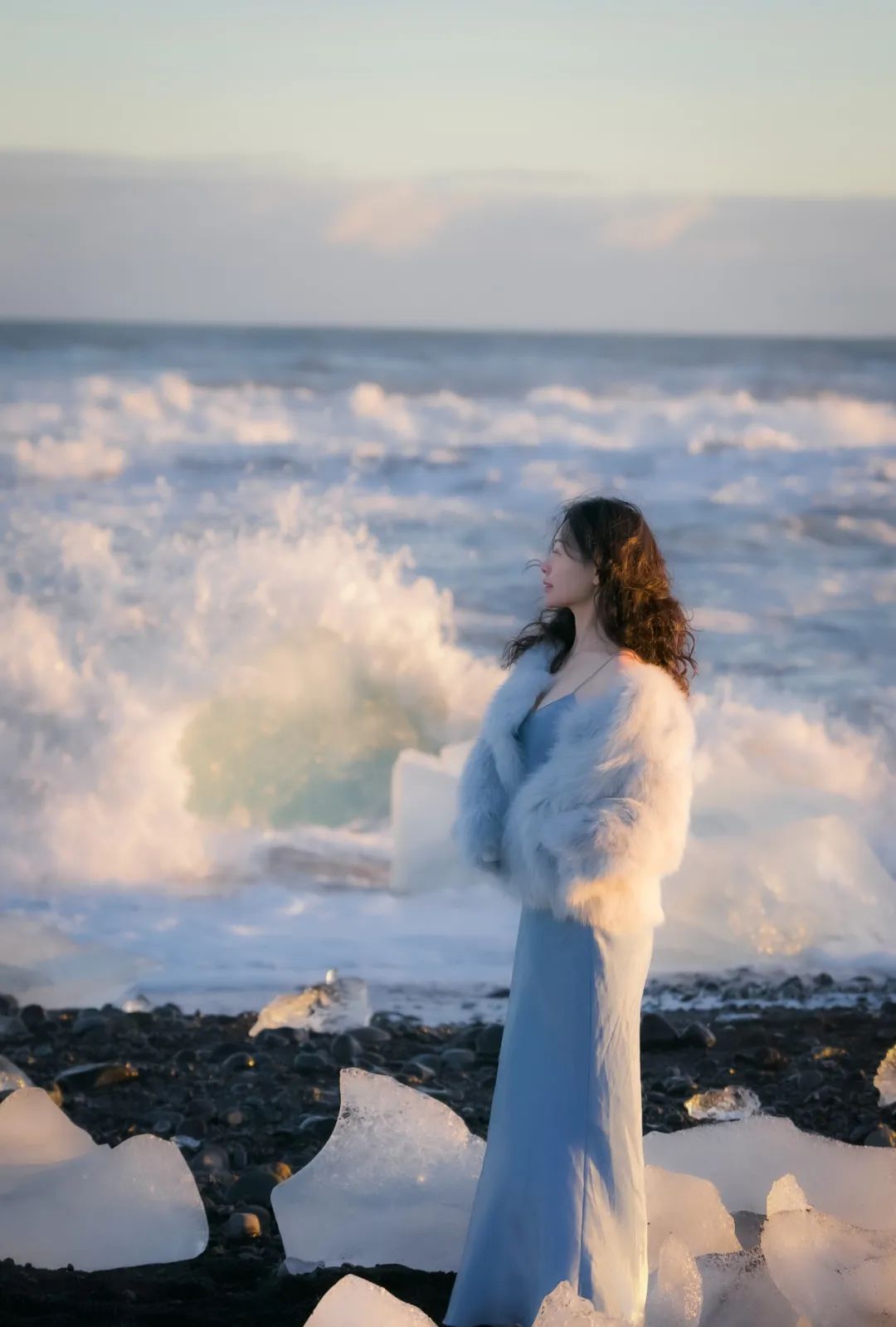 70-200mm F2.8 DG DN OS即将发售！风景入镜里，人在画中游