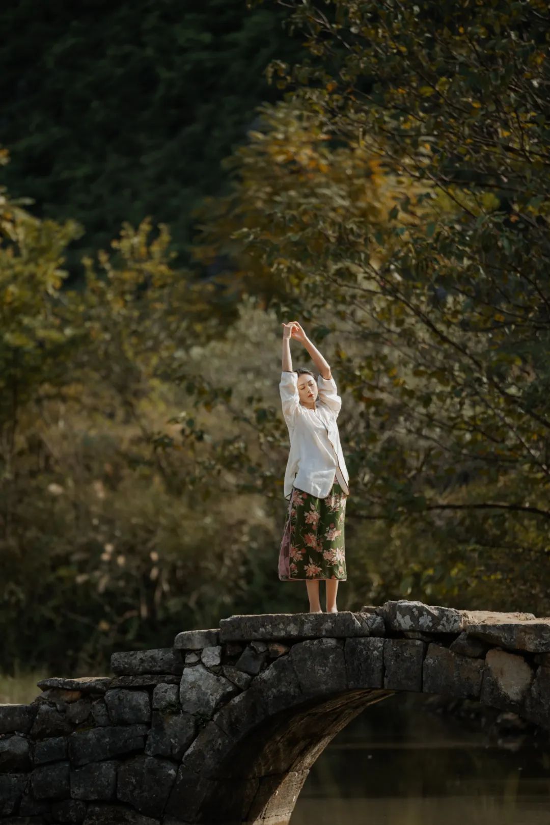 70-200mm F2.8 DG DN OS即将发售！风景入镜里，人在画中游