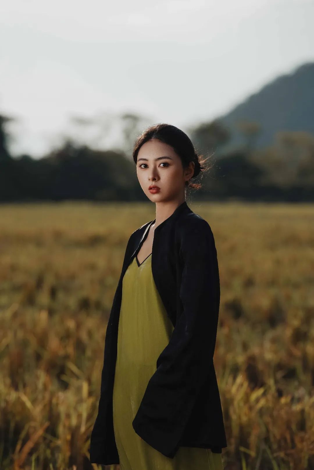 70-200mm F2.8 DG DN OS即将发售！风景入镜里，人在画中游