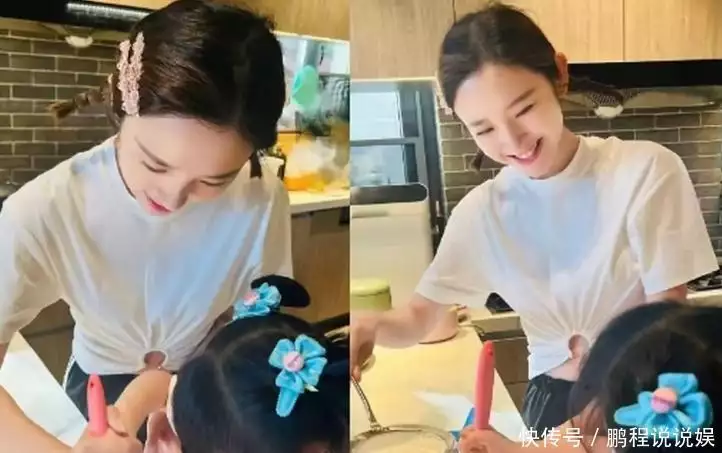 唐艺昕豪宅里庆中秋！穿粉裙拿花指月美成仙，张若昀全程配合拍照