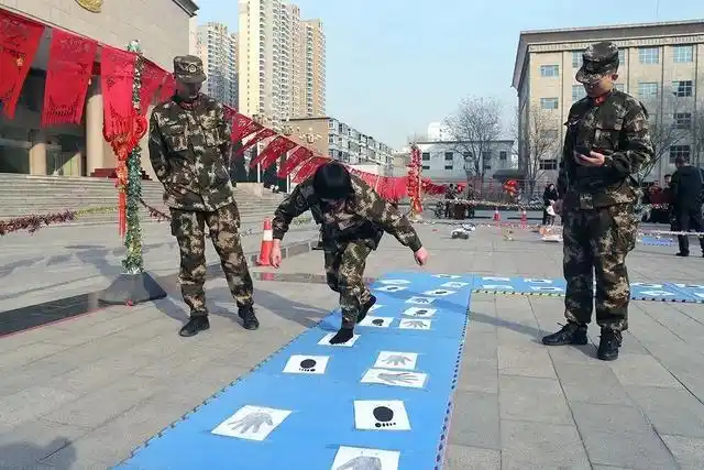 春节军营小游戏,你喜欢哪一款?