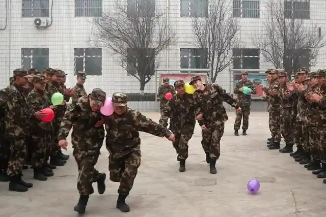 春节军营小游戏,你喜欢哪一款?