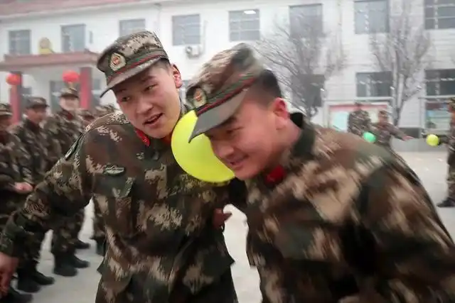 春节军营小游戏,你喜欢哪一款?