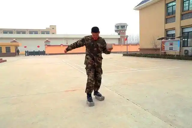 春节军营小游戏,你喜欢哪一款?