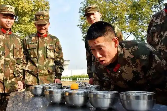 春节军营小游戏,你喜欢哪一款?