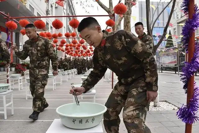春节军营小游戏,你喜欢哪一款?