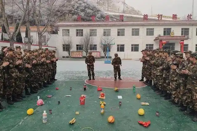 春节军营小游戏,你喜欢哪一款?