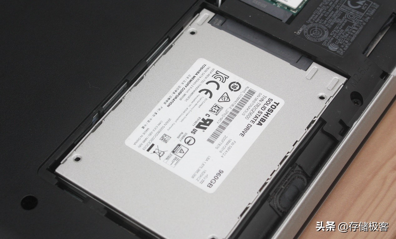 升级从未如此轻松！笔记本电脑改装固态硬盘记录