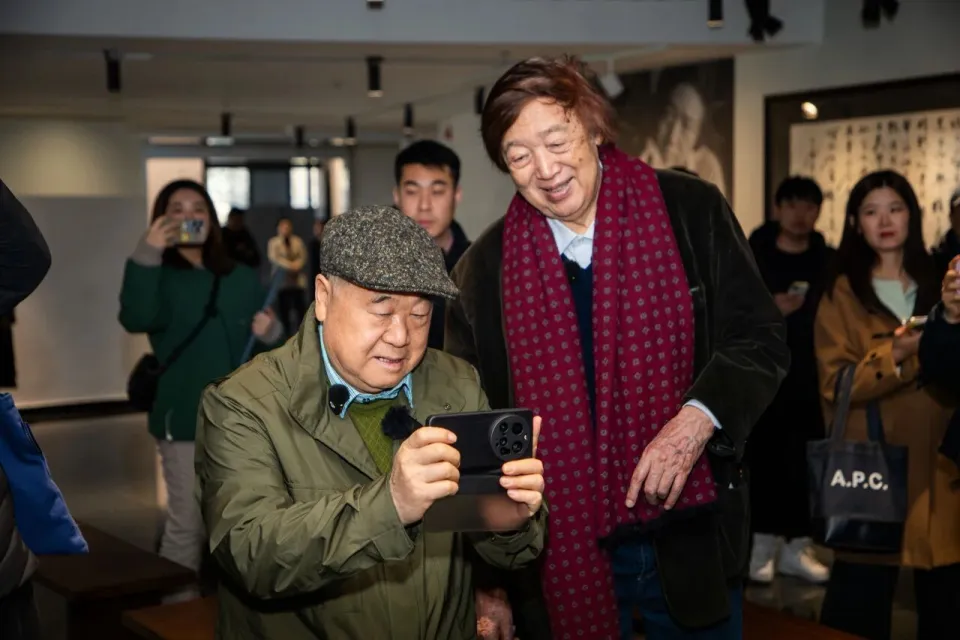 早读 | 10级大风+扬沙！5.2级地震！医院吊顶掉落！莫言来天津！海底捞报警！突发山火！知名女星道歉！两央企重组！