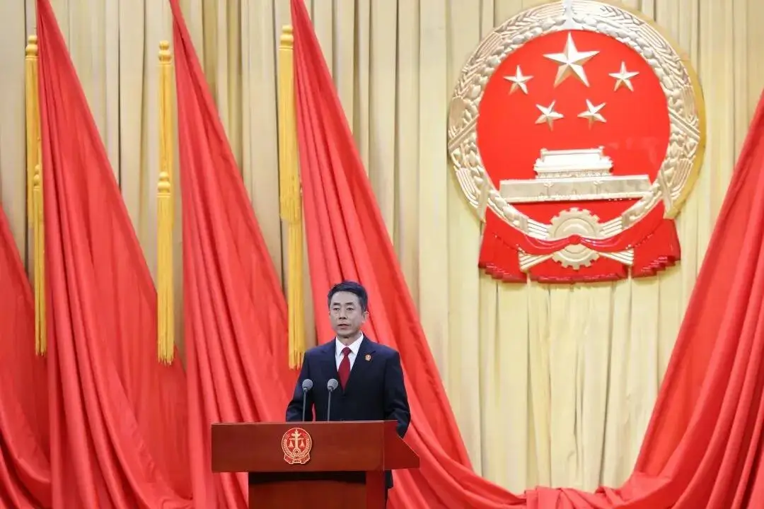 做法官，是我一生无悔的选择——丁宇翔先进事迹在十堰法院干警中引起热烈反响