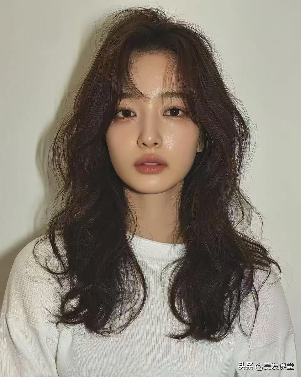 超全的长发烫发合集来了，想要烫发的，来看看你喜欢什么没有的吧