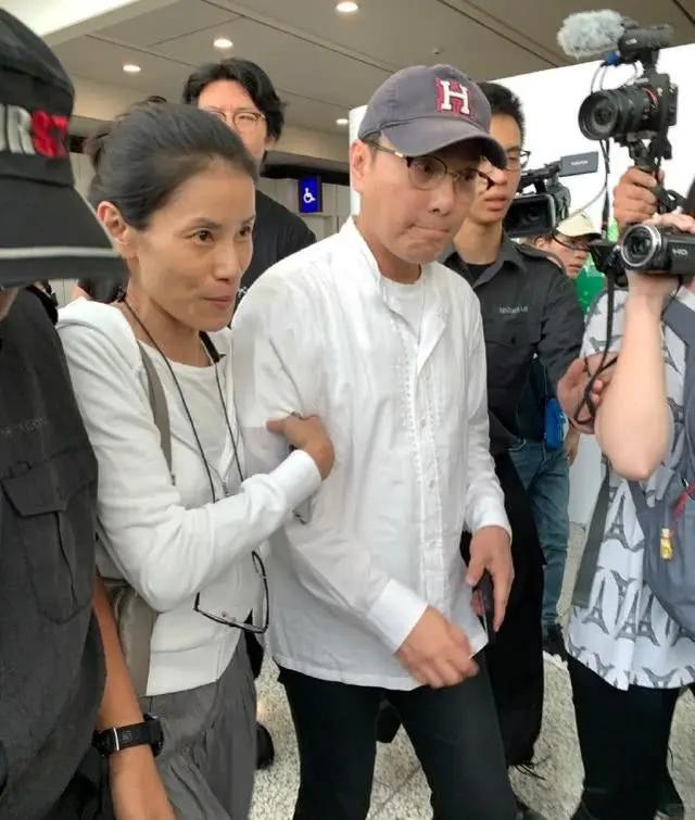 捐款30年,58岁不婚不育,张信哲落到如今这个“待遇”并不意外