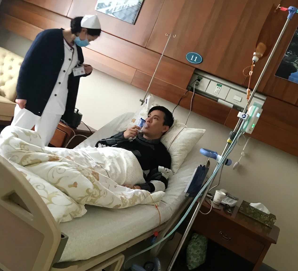 捐款30年,58岁不婚不育,张信哲落到如今这个“待遇”并不意外