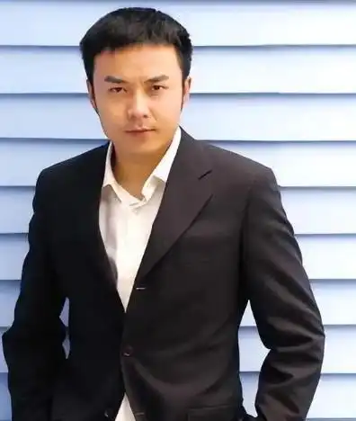 湘超开幕汪涵破圈,杨乐乐与娱乐圈静默