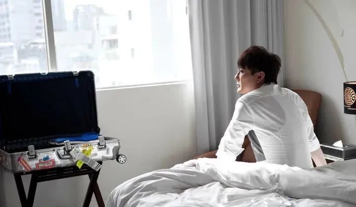 “情歌王子”张信哲，出道36年，0绯闻：看了他的日常生活，才知道他的低调并不简单