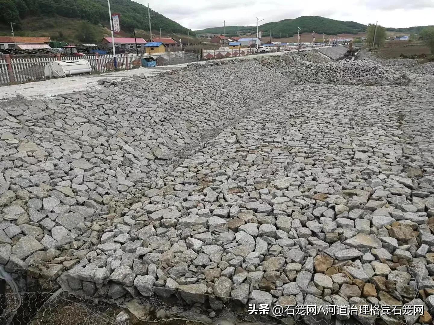 河道治理“黑科技”—雷诺护垫：守护河道生态平衡的“柔性卫士”