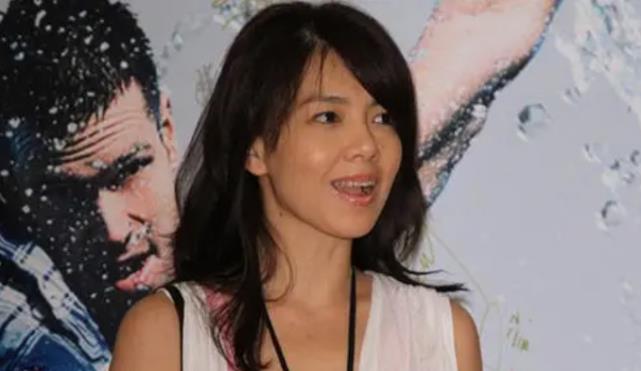 96年，孙兴爱上了林美贞，分手了怀有身孕的发妻，又迷上了骆莉娜