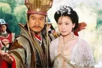 出道神似周润发,出演的角色霸占我们整个童年,今55岁靠走穴