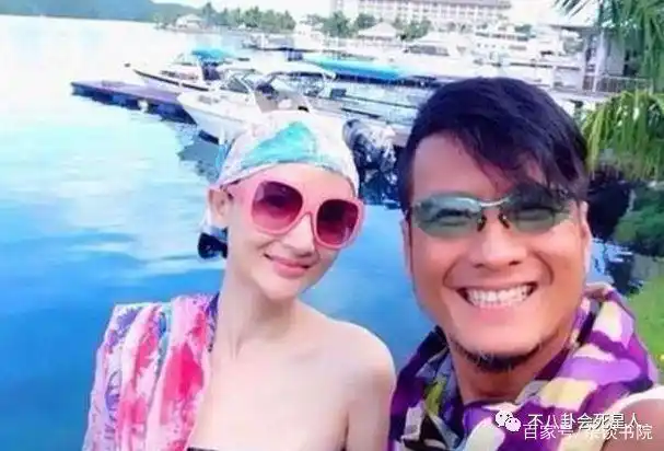 出道神似周润发,出演的角色霸占我们整个童年,今55岁靠走穴