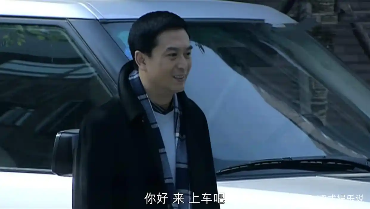 30岁再看《蜗居》，我理解了6万元出卖身体的海藻，那她错了吗