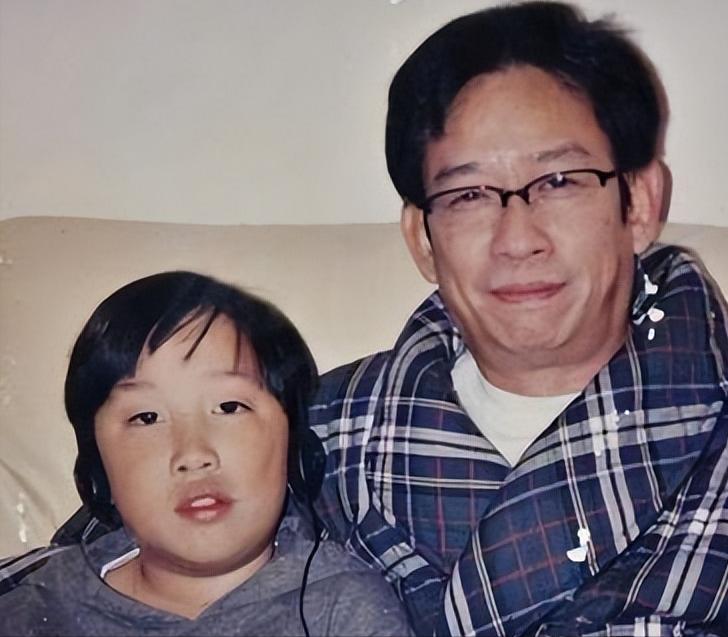 突发!香港知名演员受病魔折磨身体抱恙,因儿子啃老不敢退休