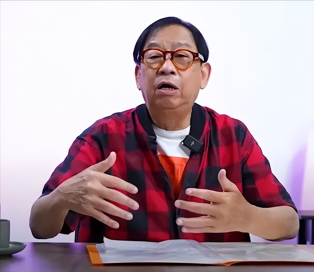 突发!香港知名演员受病魔折磨身体抱恙,因儿子啃老不敢退休