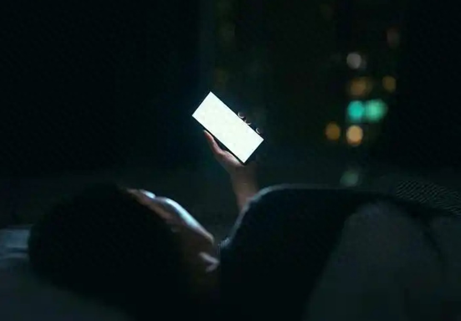 为什么黄色网站能让你免费看？看清真相后，你还敢继续浏览吗？