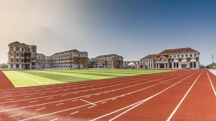 “每周一天家庭日”倡议让家长心有戚戚焉，为什么高质量的陪伴那么难？