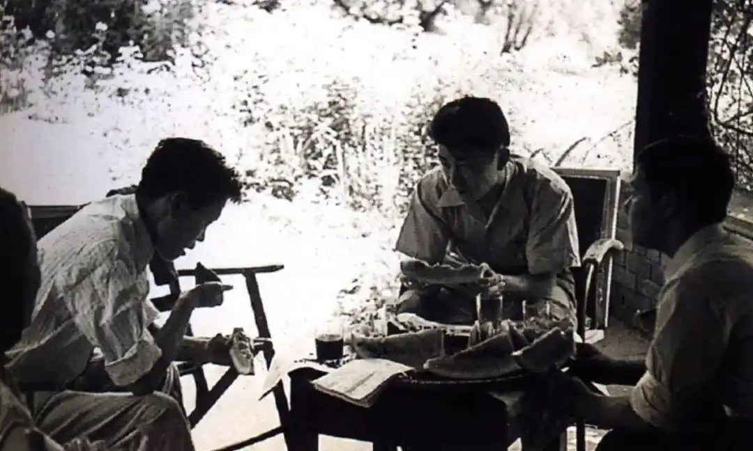 功在世界 心怀家国!一文回顾科学巨擘杨振宁先生的一生