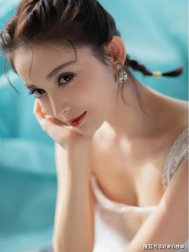 中国30-40岁最美女演员Top 10，赵丽颖、杨幂、迪丽热巴上榜！