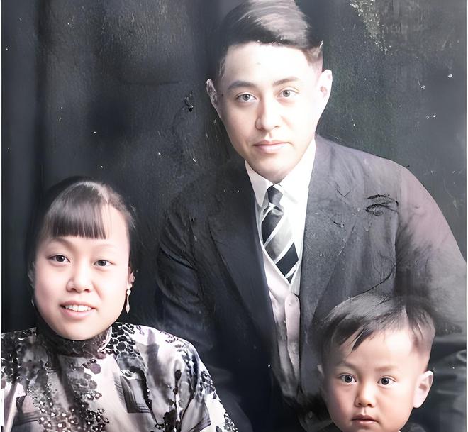 他高知高帅，对无才无貌的小脚妻子情有独钟，儿子杨振宁道出真相