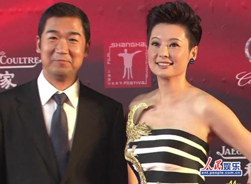 袁立躺枪因网友言论痛哭 20年情史揭秘(组图)