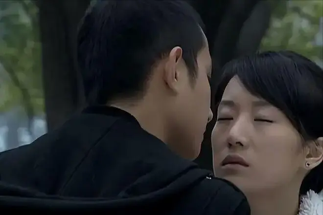 《蜗居》海藻到死都不知道，让宋思明神魂颠倒的，只是她的第一次