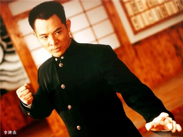 甄子丹新片致敬李小龙，我却想起25年前的《精武门》，那才是经典