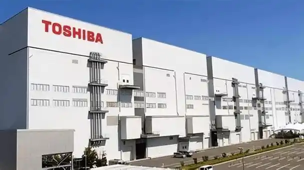 东亚人生活压力大的背后原因探析