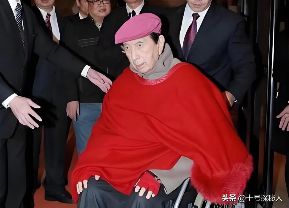 临终将“私生子”托付给何超琼，赌王下的这盘大棋，五年后才看懂